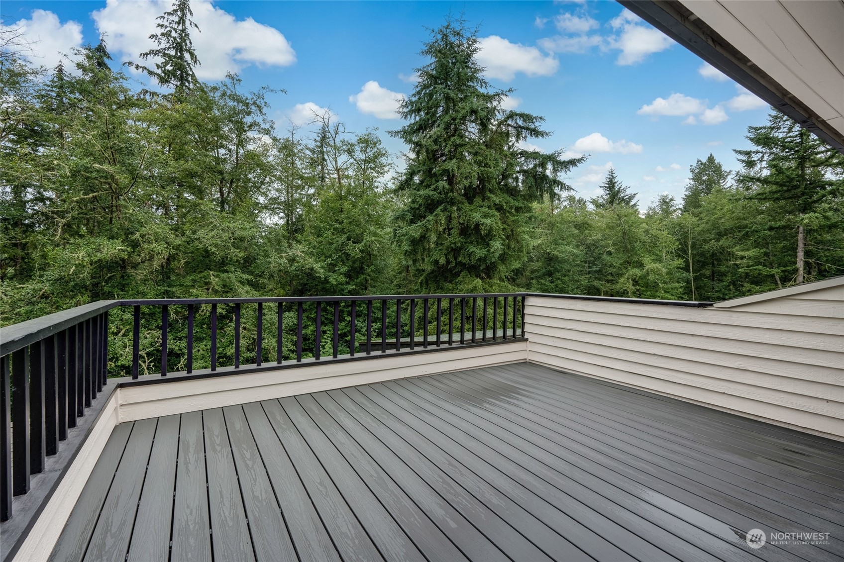 16116 70th Avenue NW