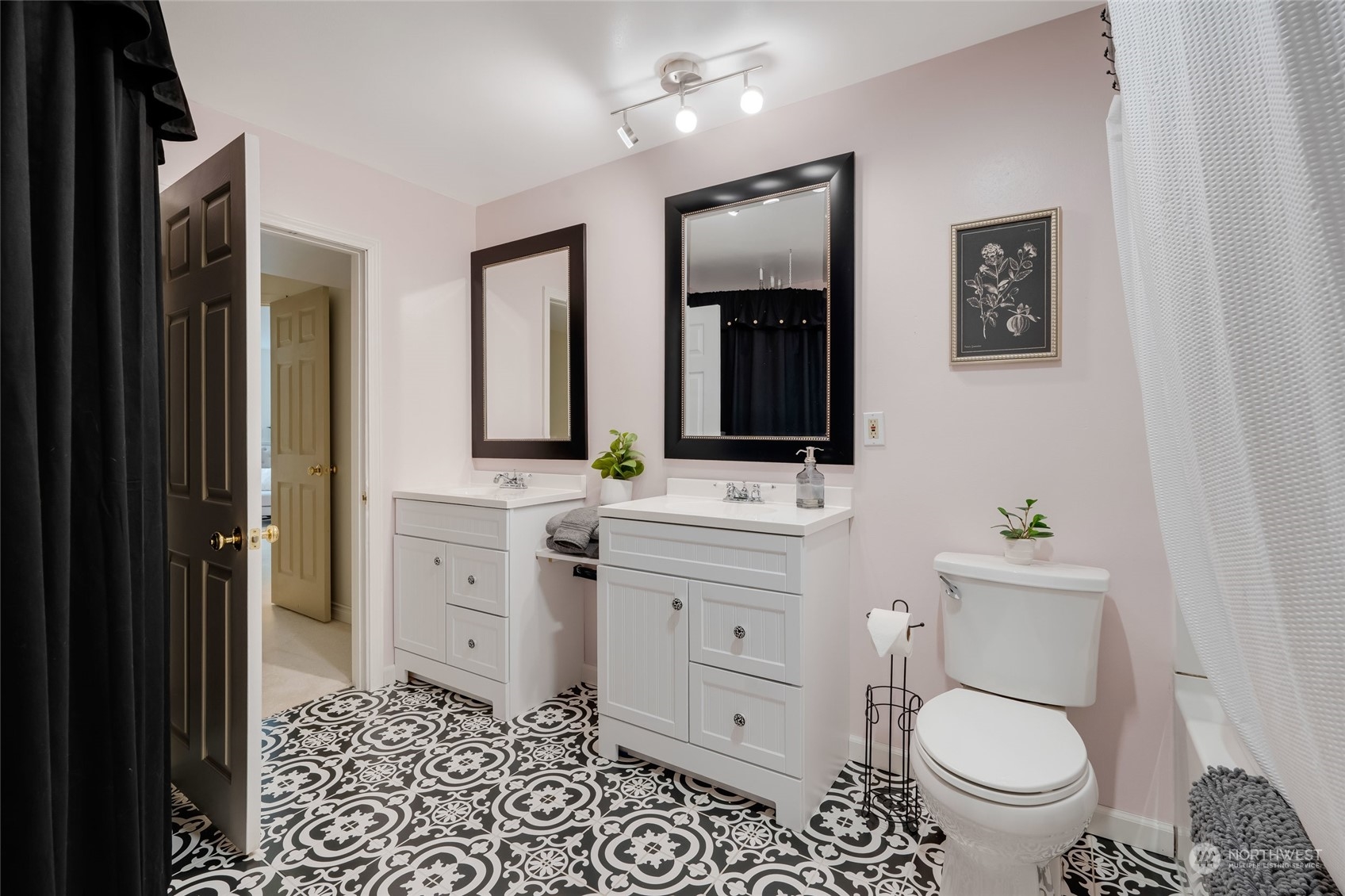 16116 70th Avenue NW