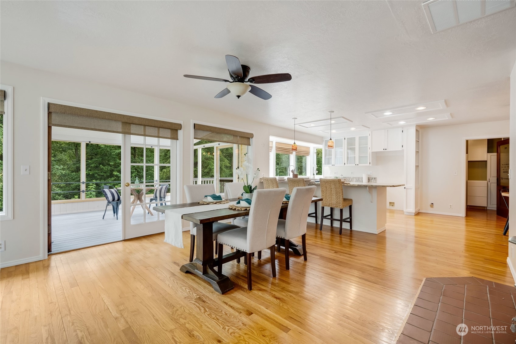 16116 70th Avenue NW