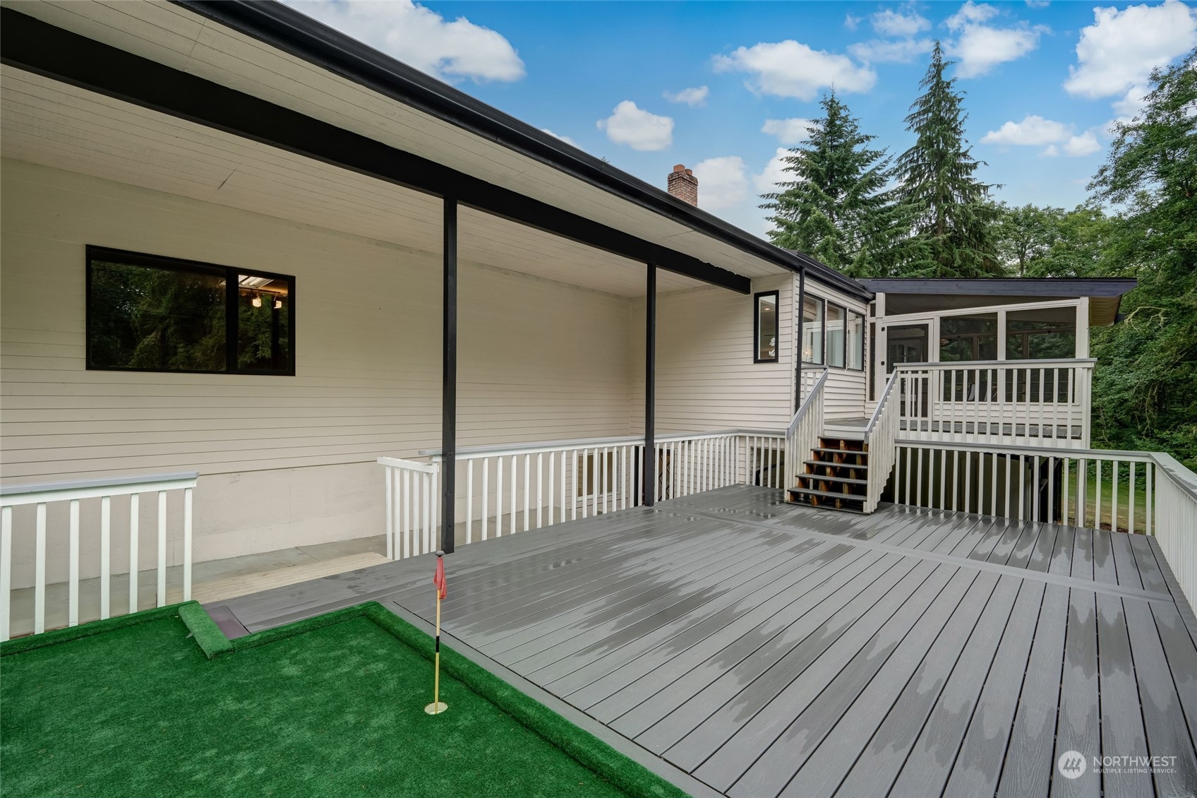 16116 70th Avenue NW