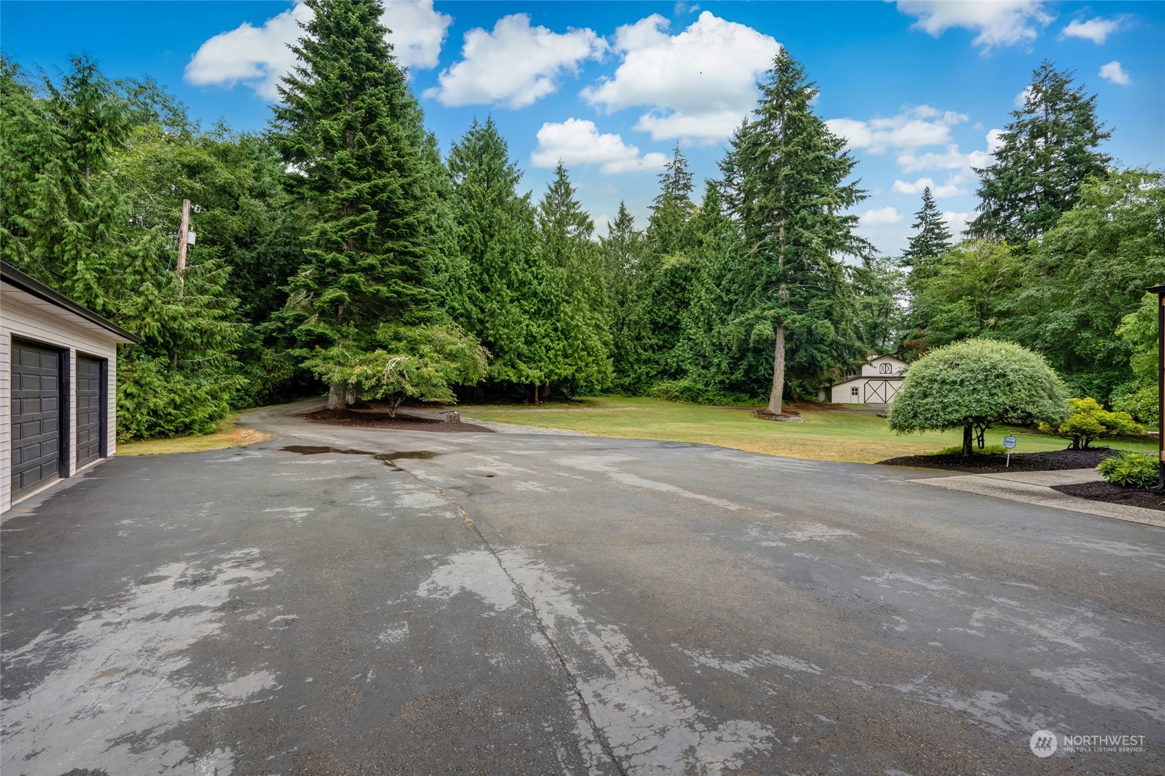 16116 70th Avenue NW