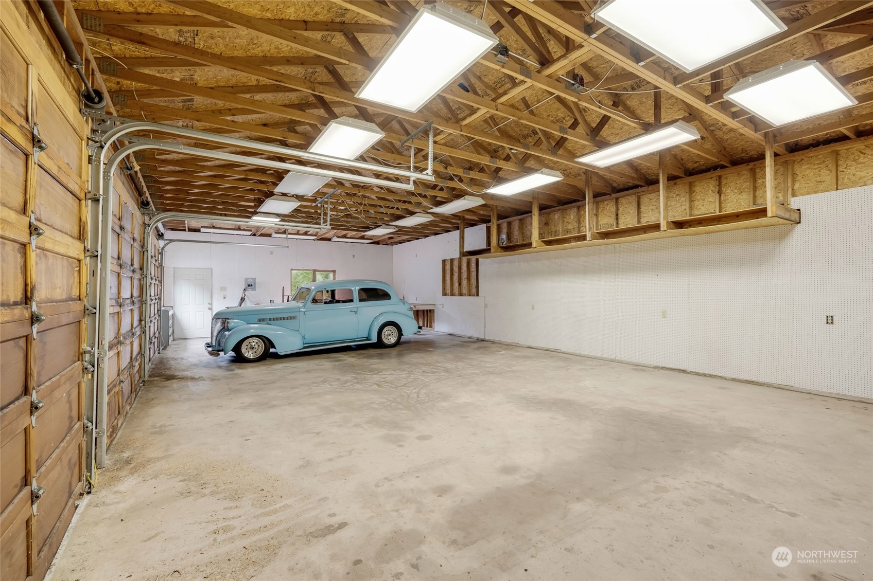 16116 70th Avenue NW