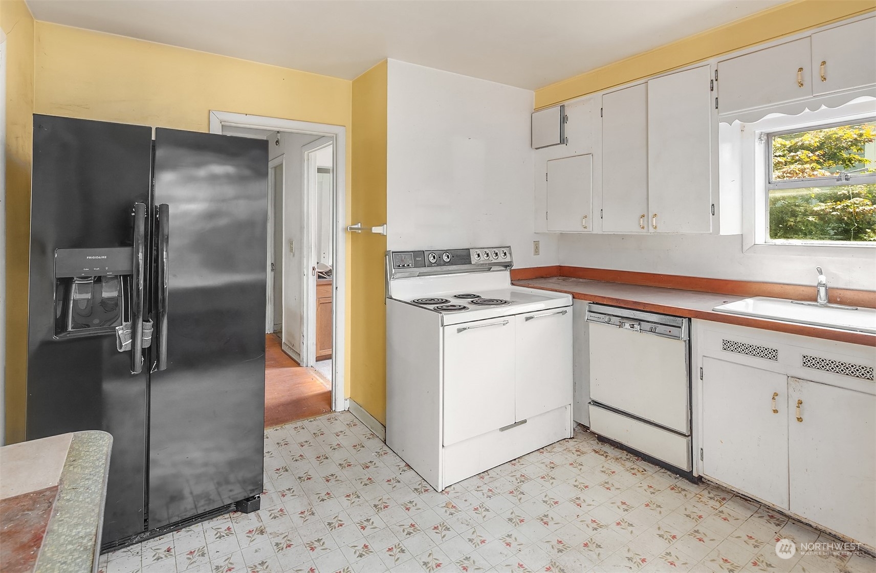 5045 Baker Avenue NW