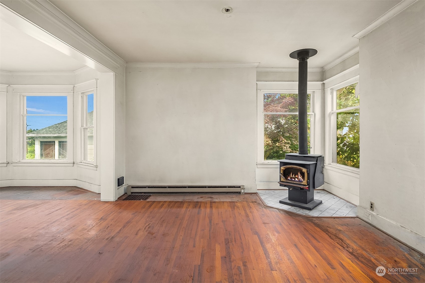 5045 Baker Avenue NW