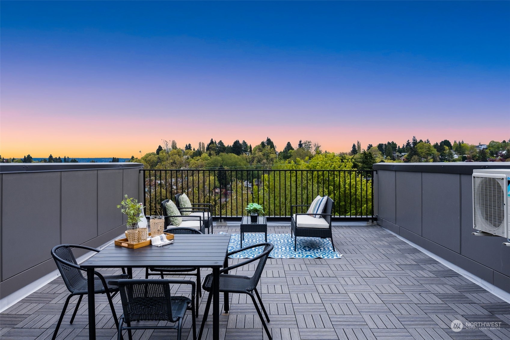 123 26th Avenue E Unit: D