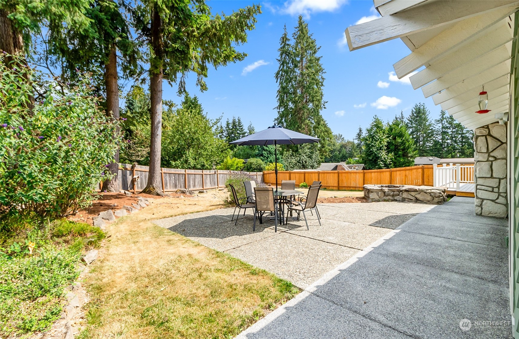 12811 Robinhood Lane