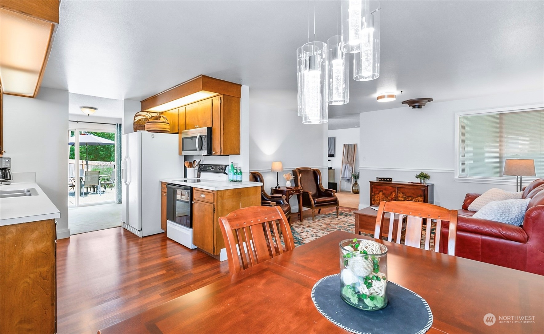 12811 Robinhood Lane