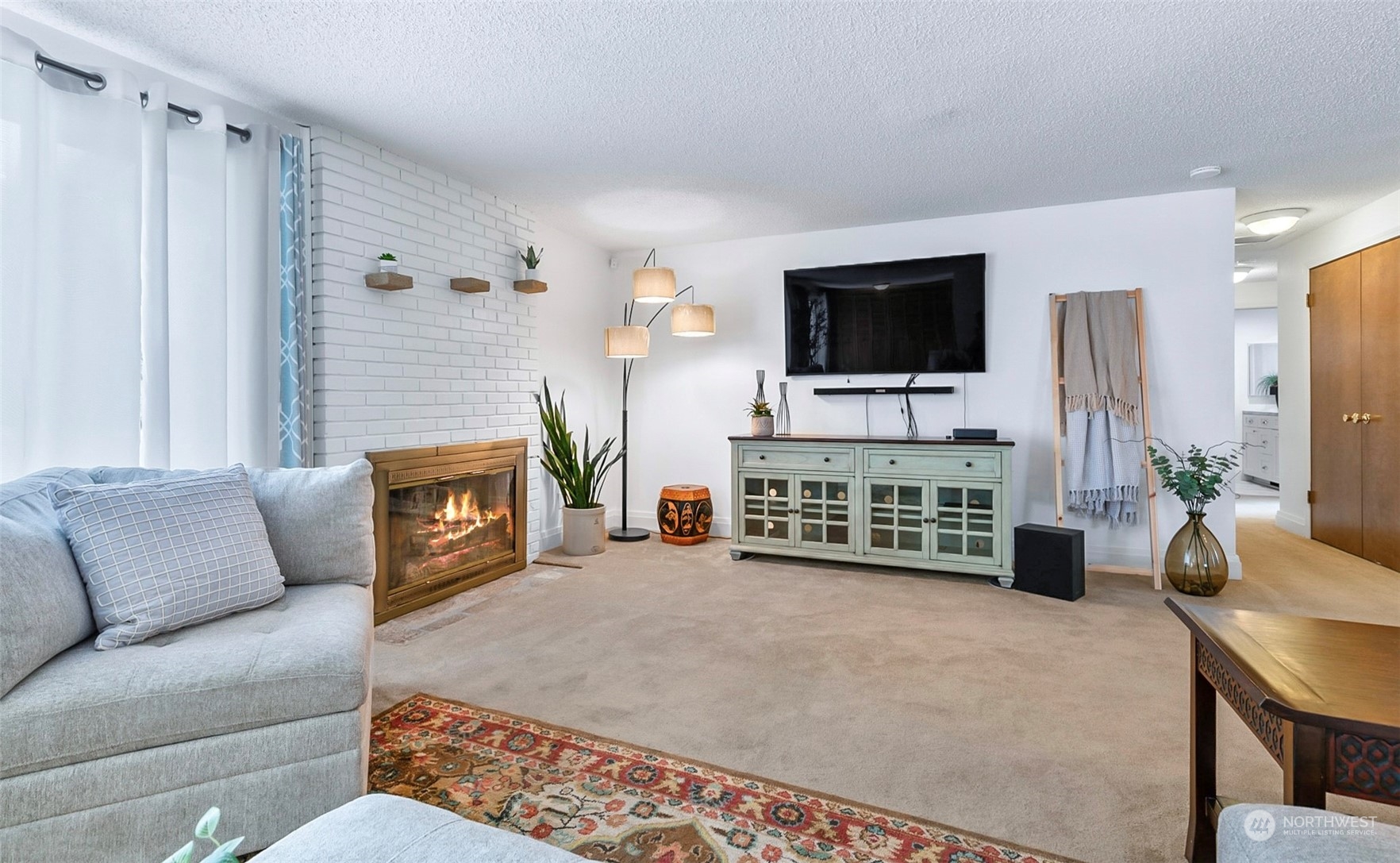 12811 Robinhood Lane