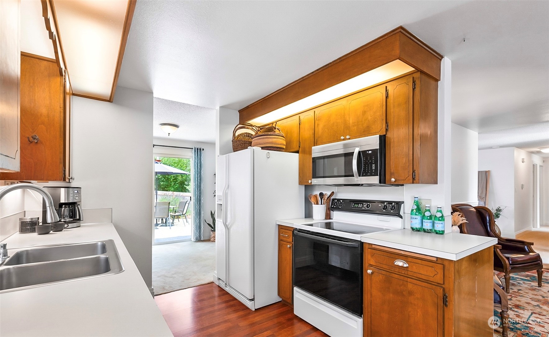 12811 Robinhood Lane