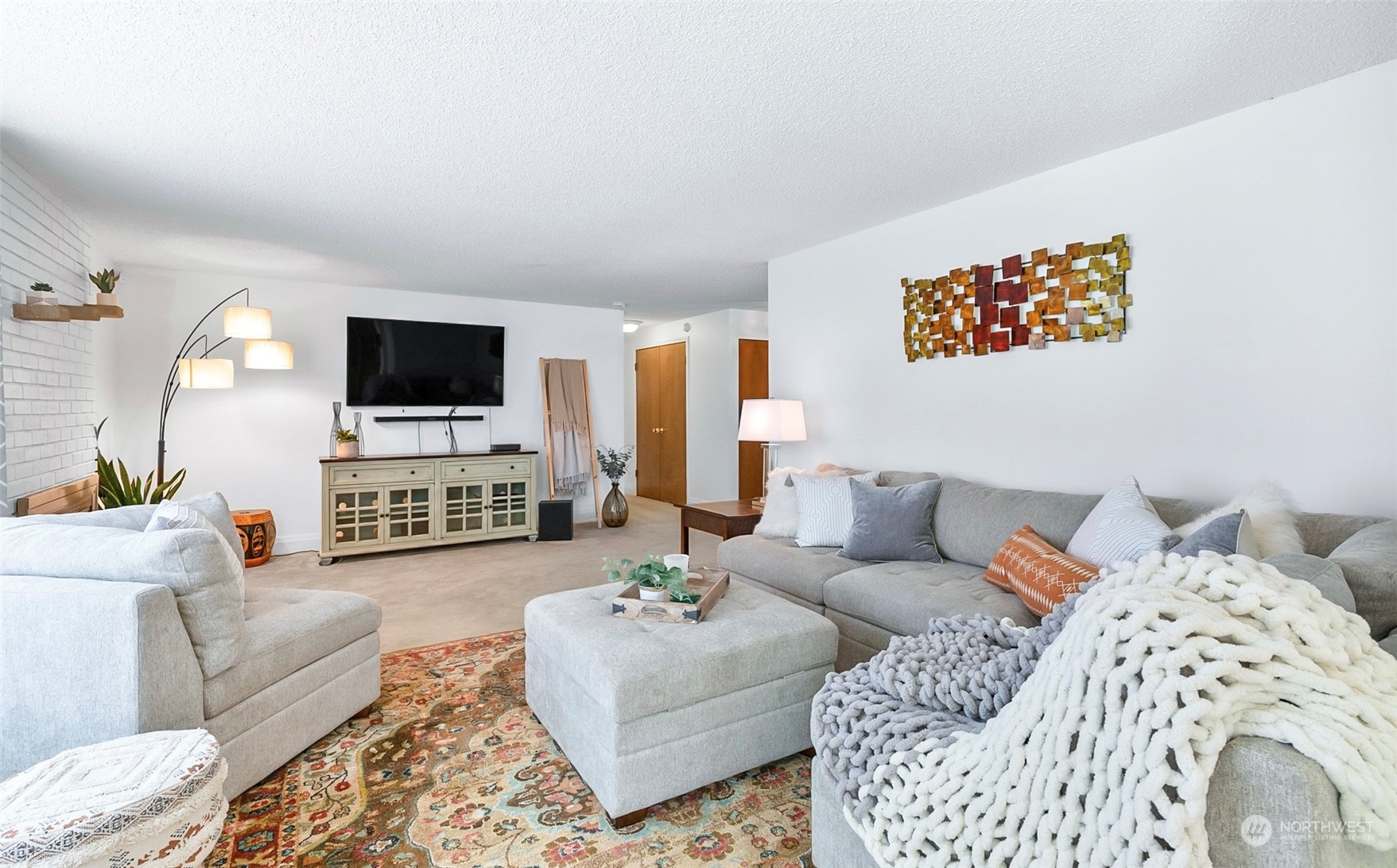 12811 Robinhood Lane