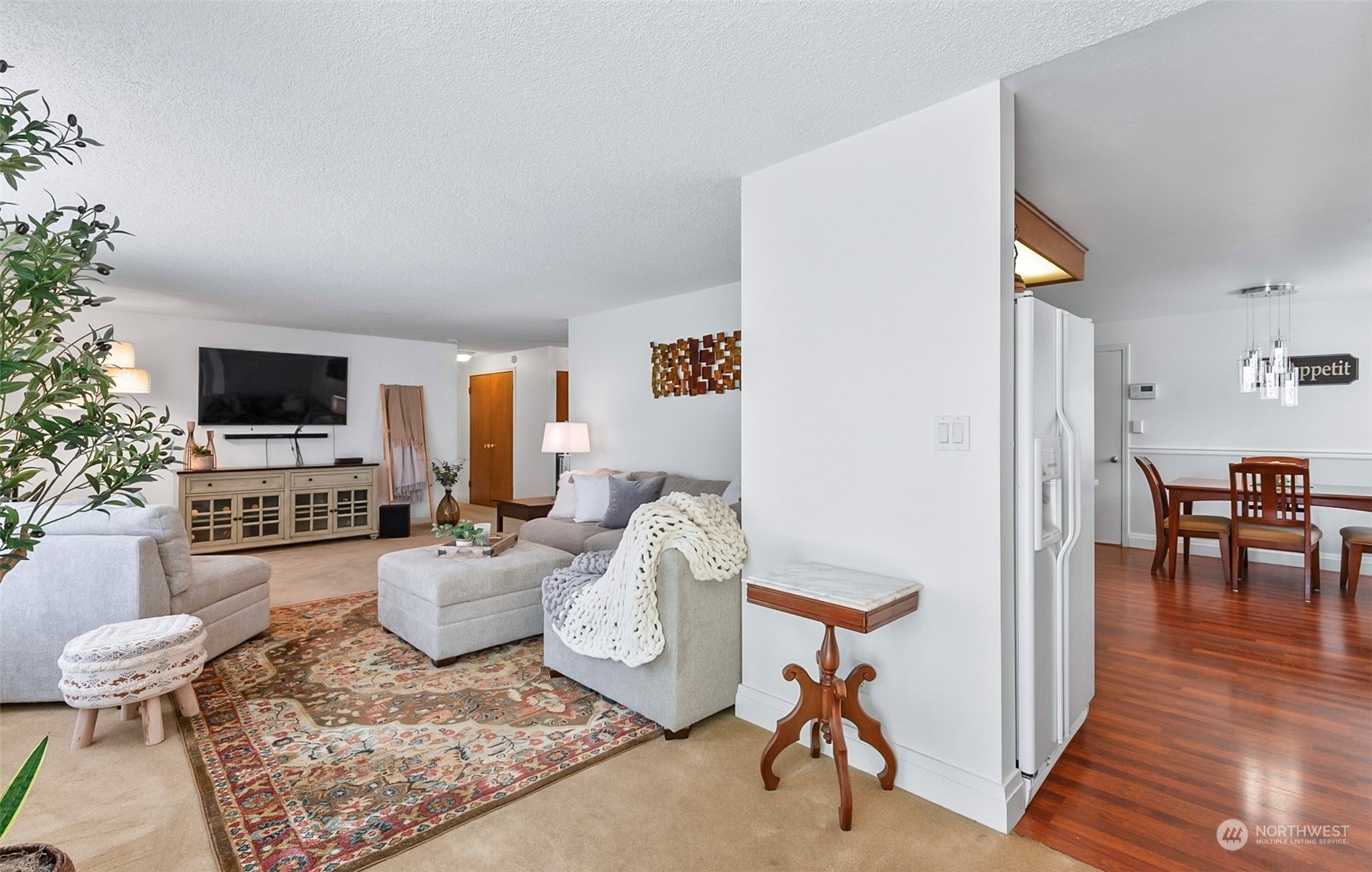 12811 Robinhood Lane