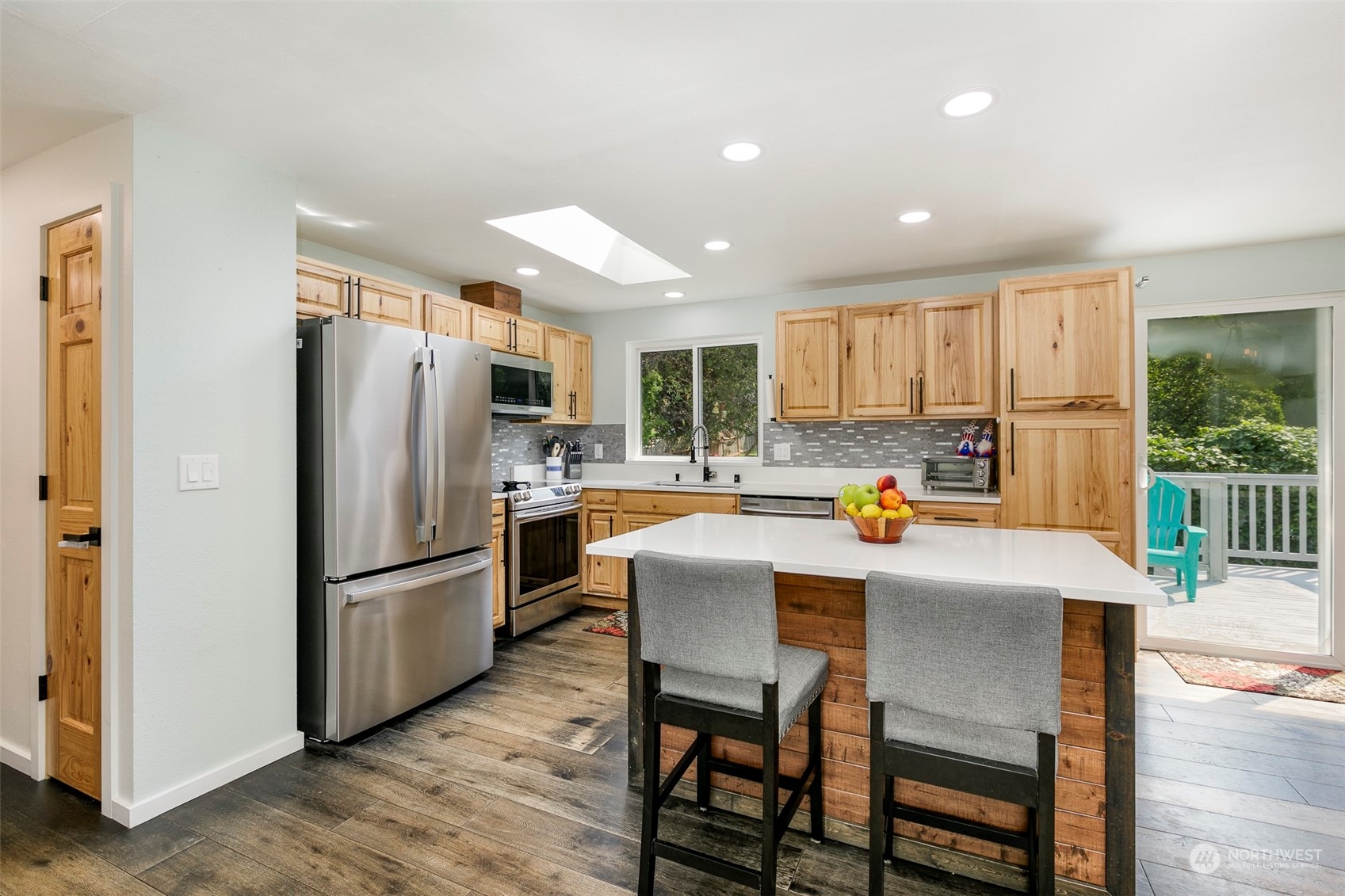 2931 101st Avenue NE