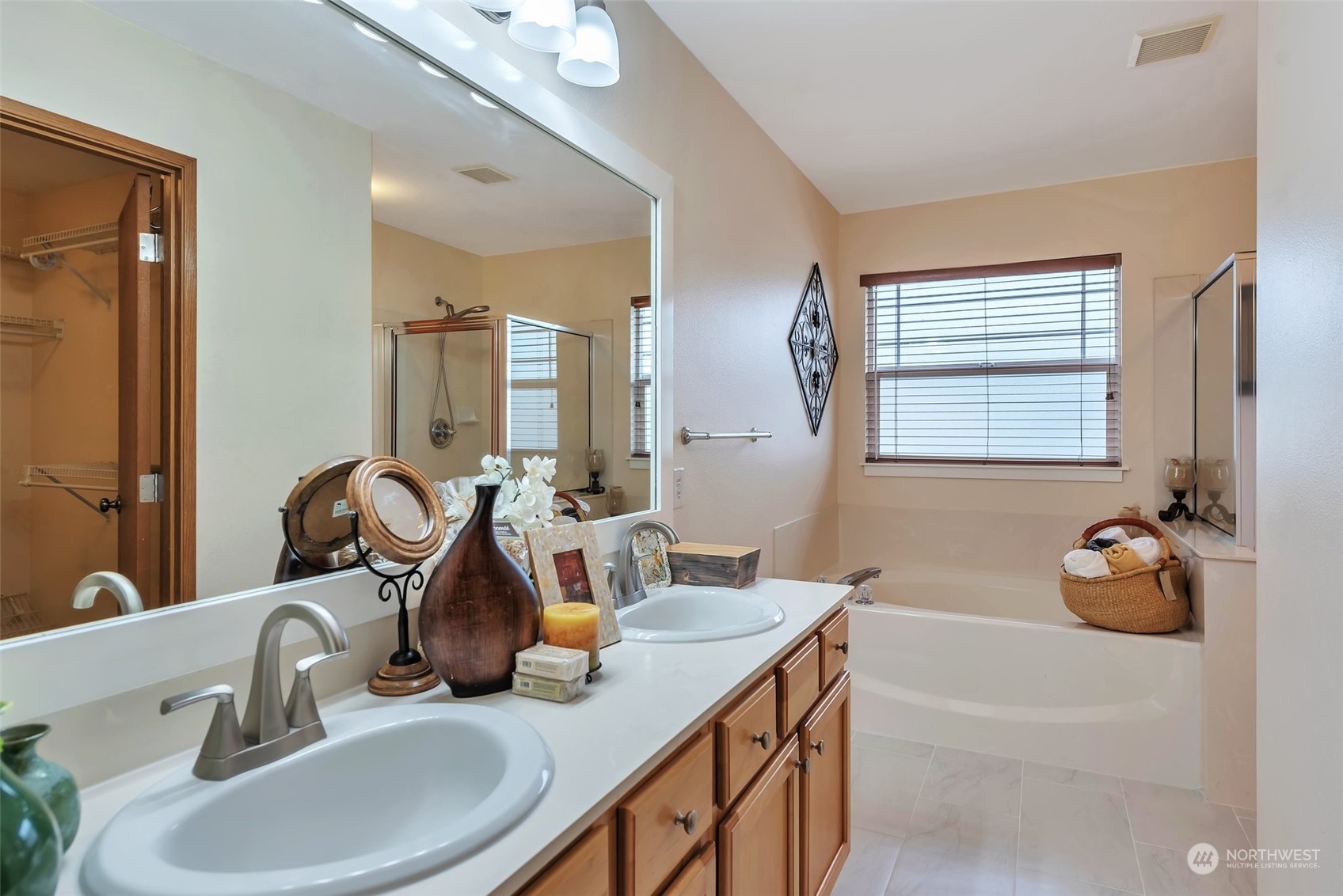 10160 225th Terrace NE
