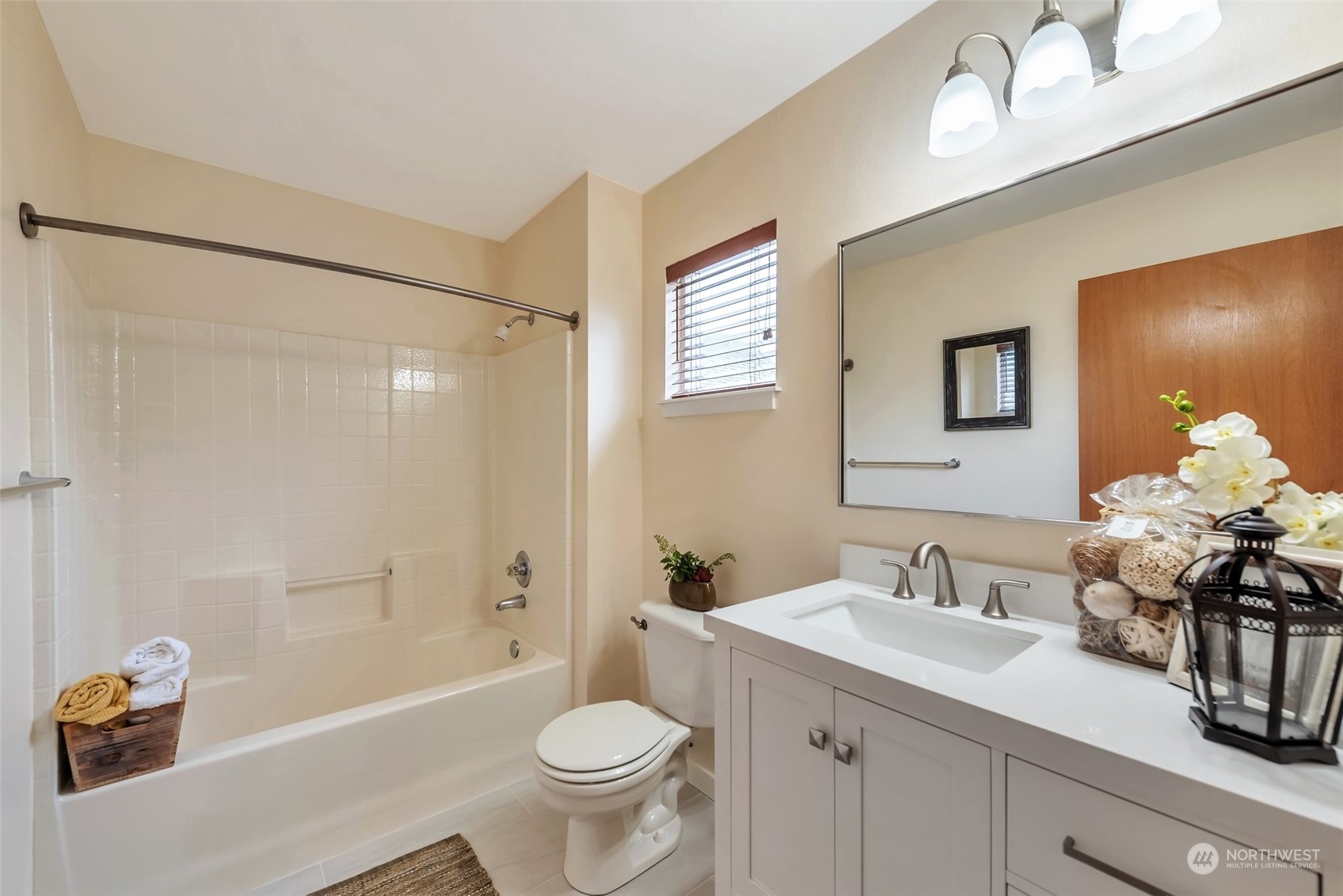 10160 225th Terrace NE