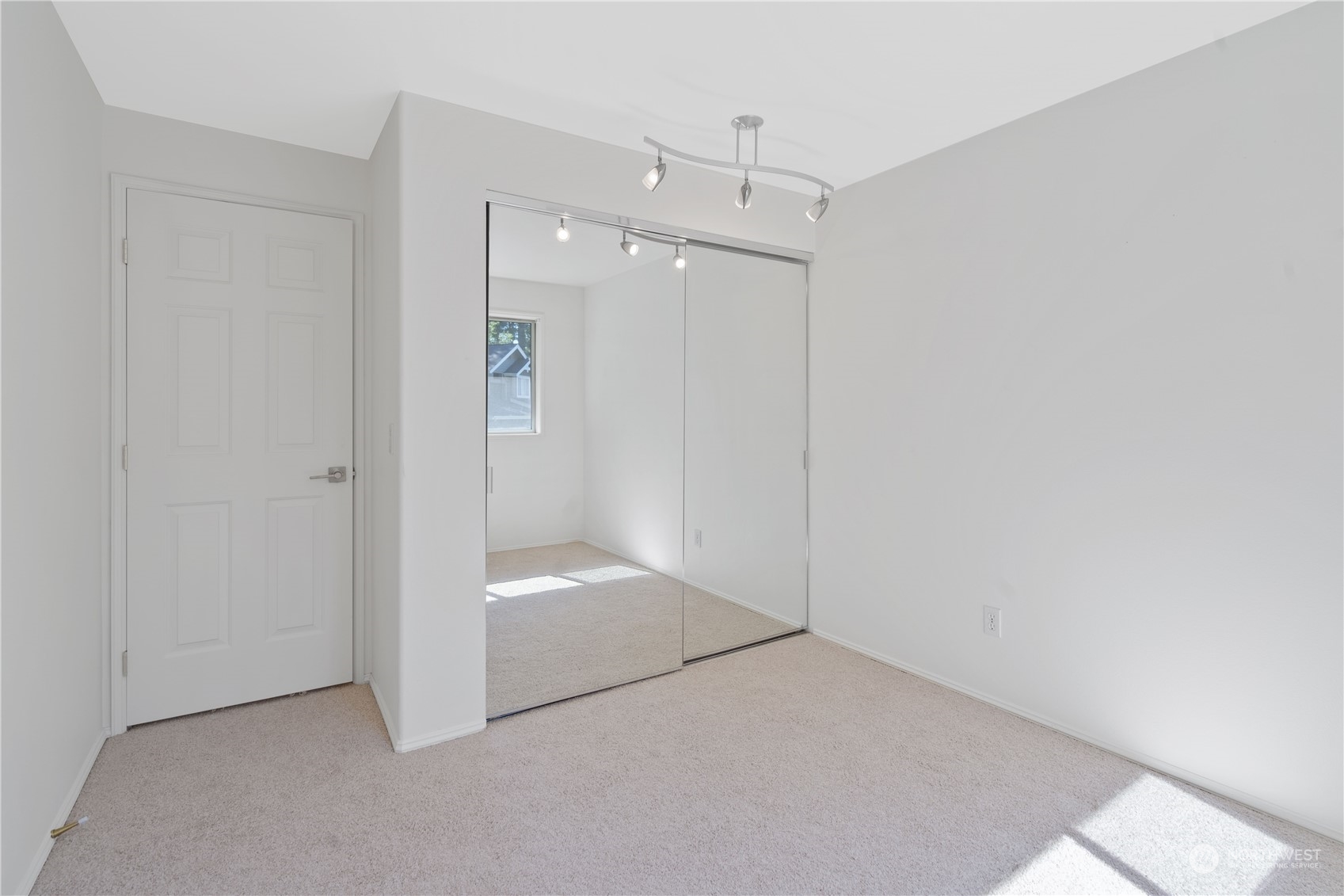 3512 255th Lane SE Unit: Apt 9