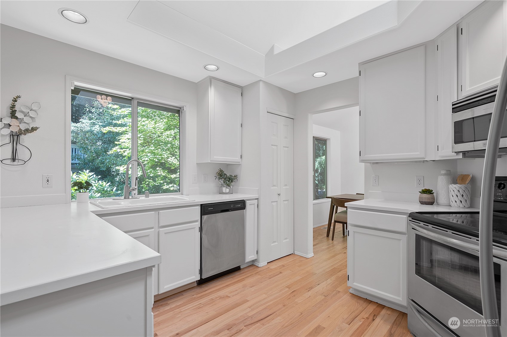 3512 255th Lane SE Unit: Apt 9