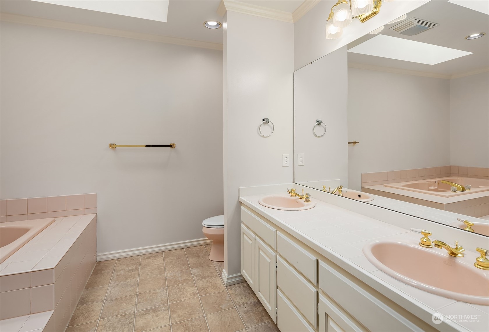 7600 173rd Street SW