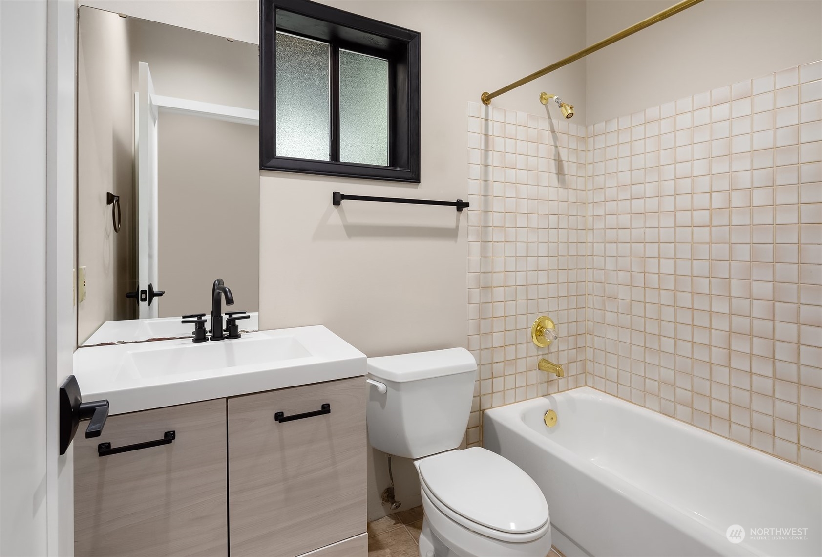 7600 173rd Street SW