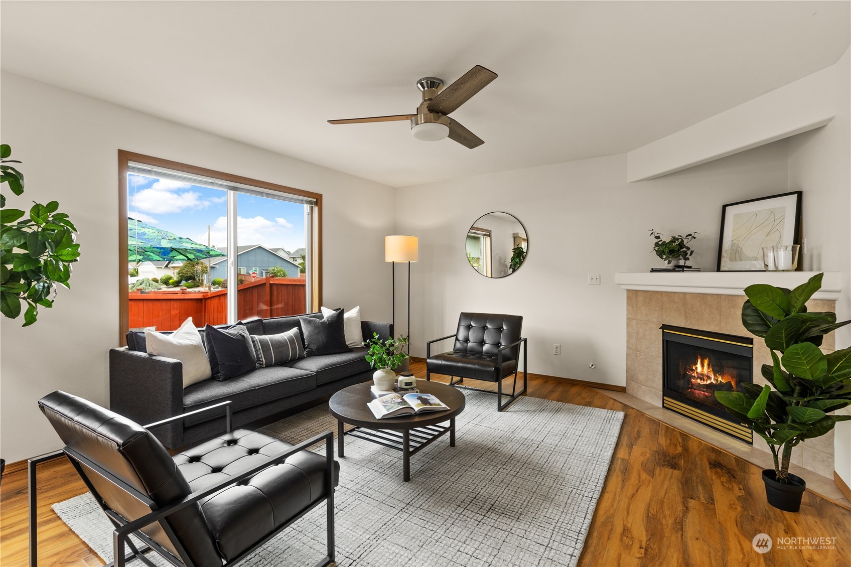 7915 207th Street Ct E