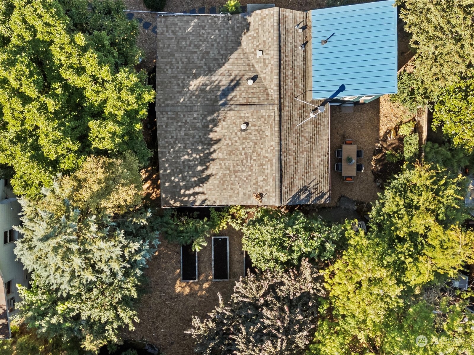 7210 Orchard Place S