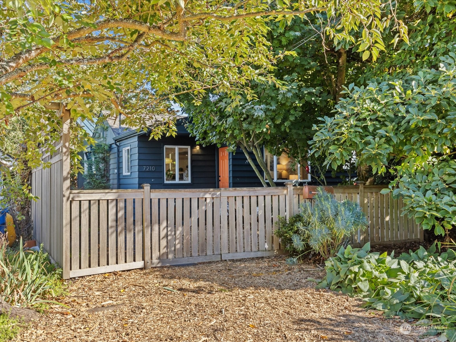 7210 Orchard Place S