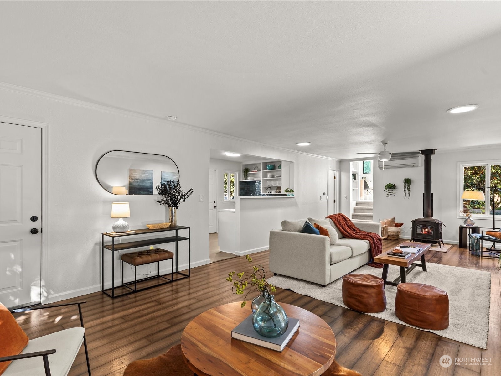 7210 Orchard Place S