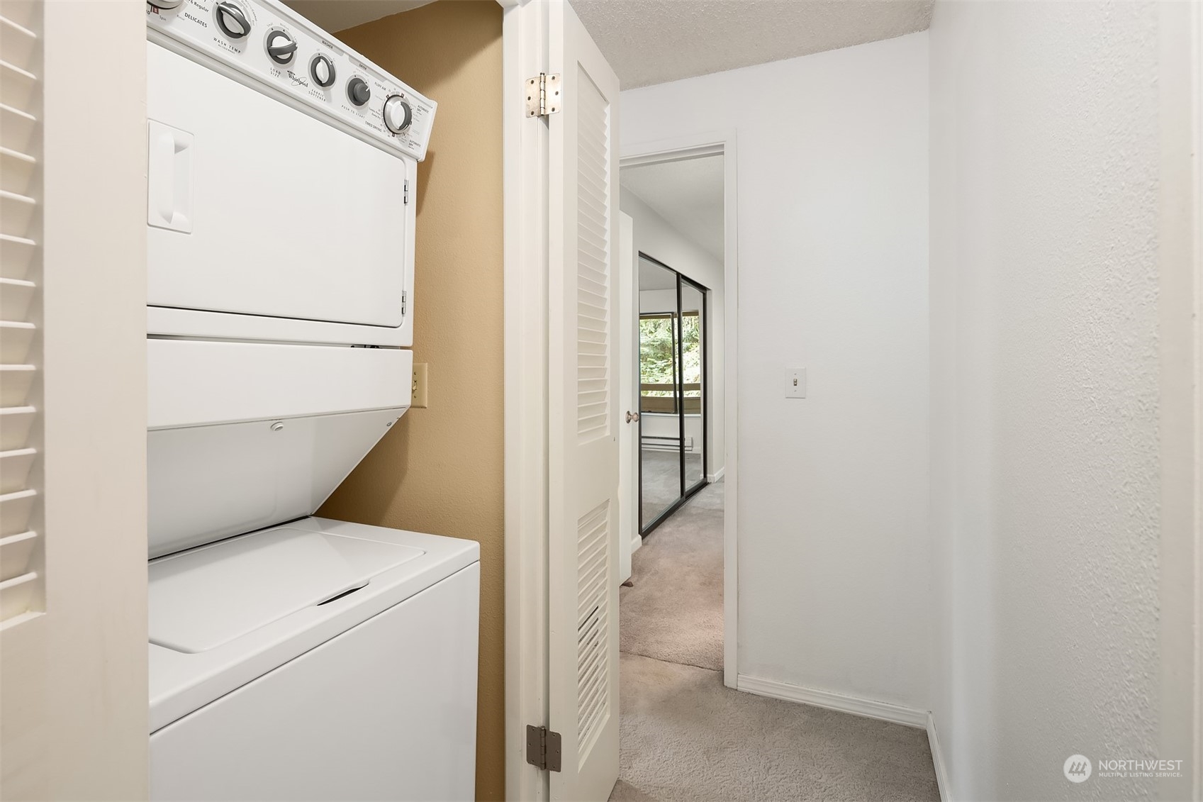 19123 Ballinger Way NE #201