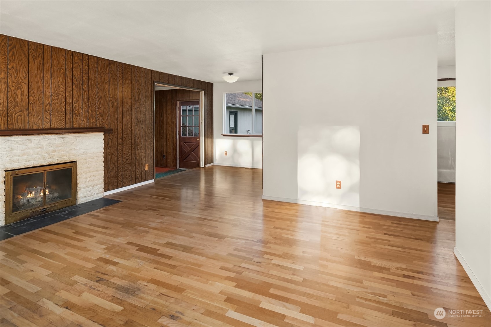 15512 Avondale Road NE