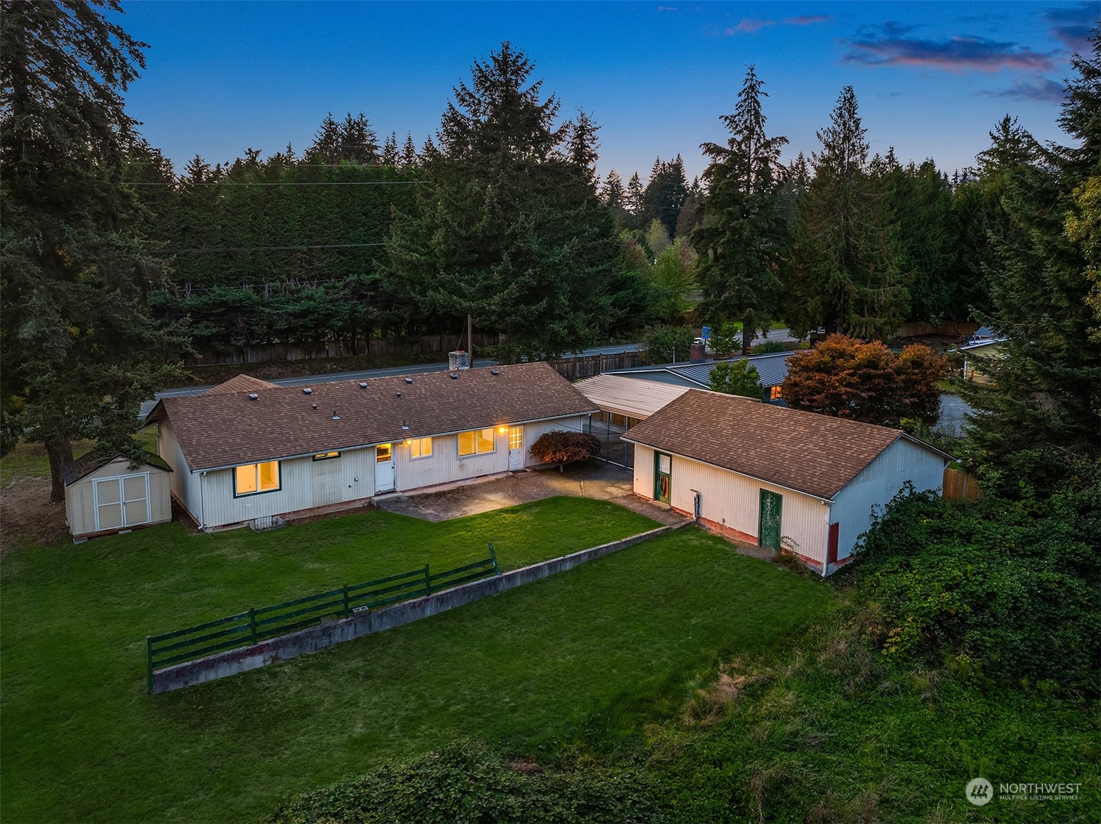 15512 Avondale Road NE