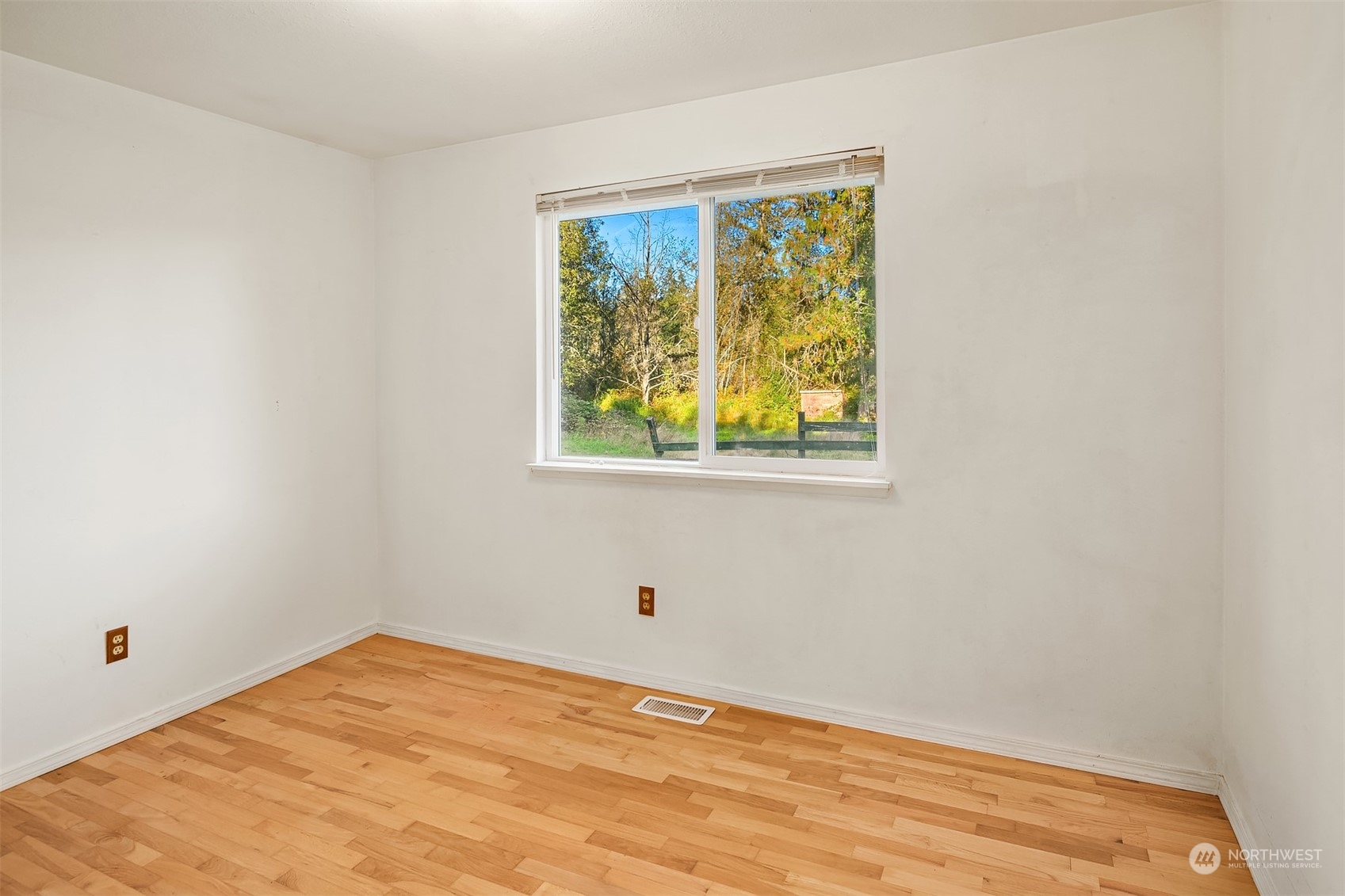 15512 Avondale Road NE