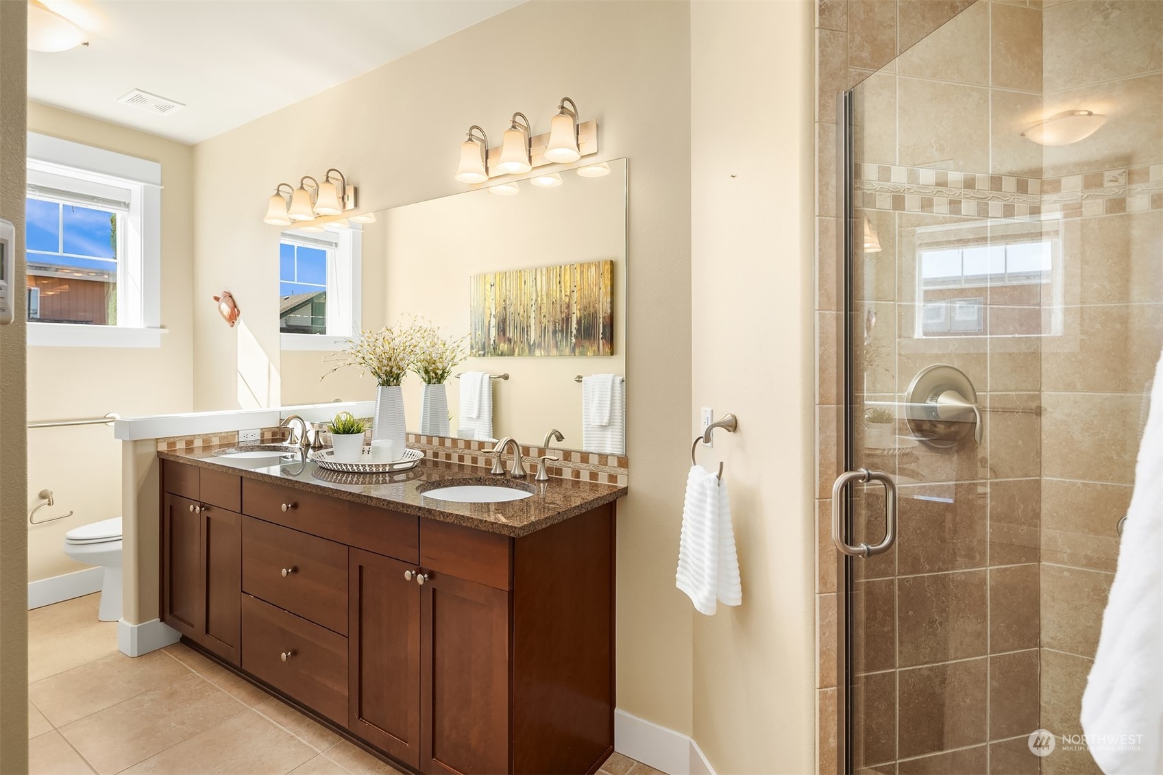 616 Glen Street #102