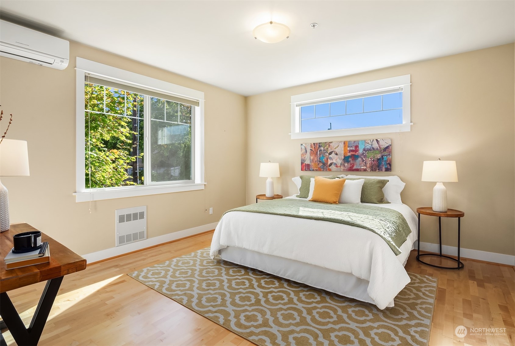 616 Glen Street #102