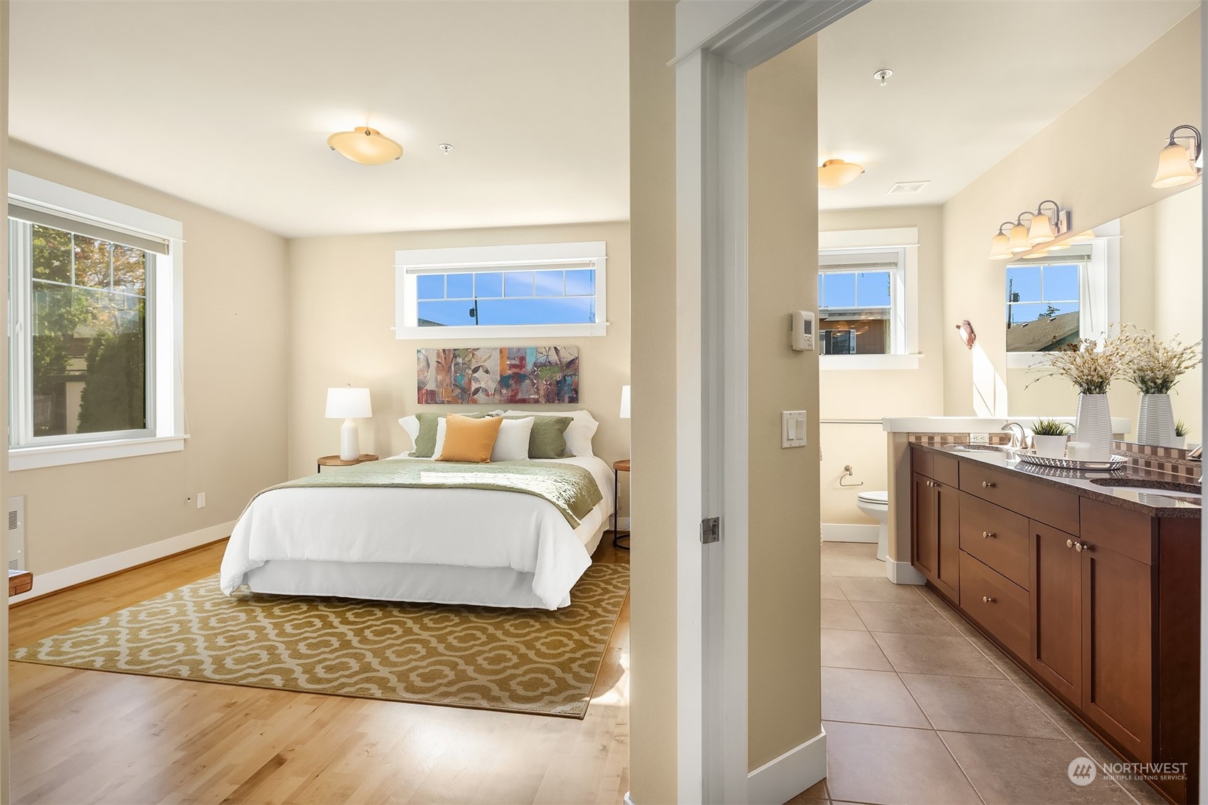 616 Glen Street #102