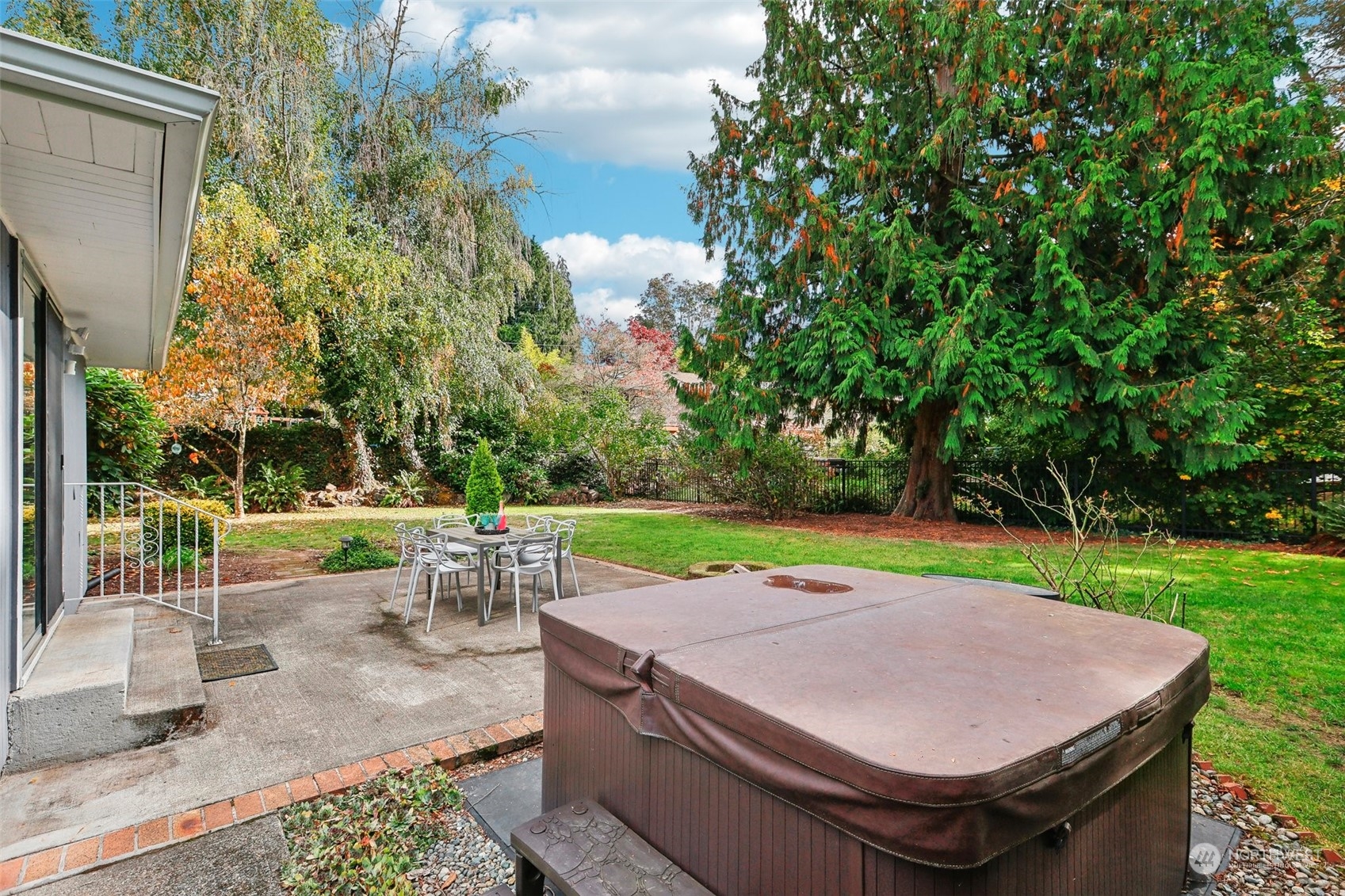 1215 SW 144th Street