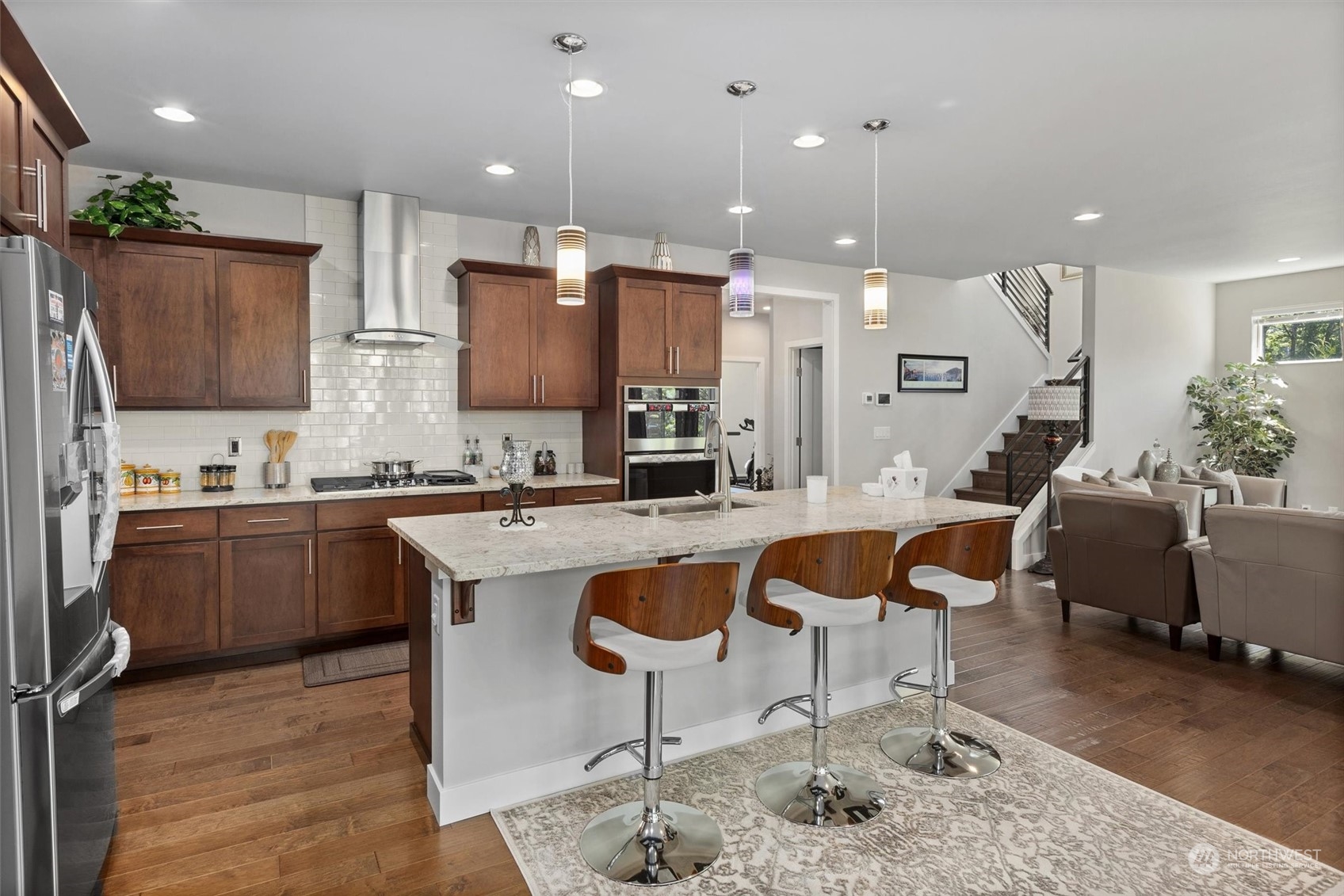 4765 Smithers Avenue S