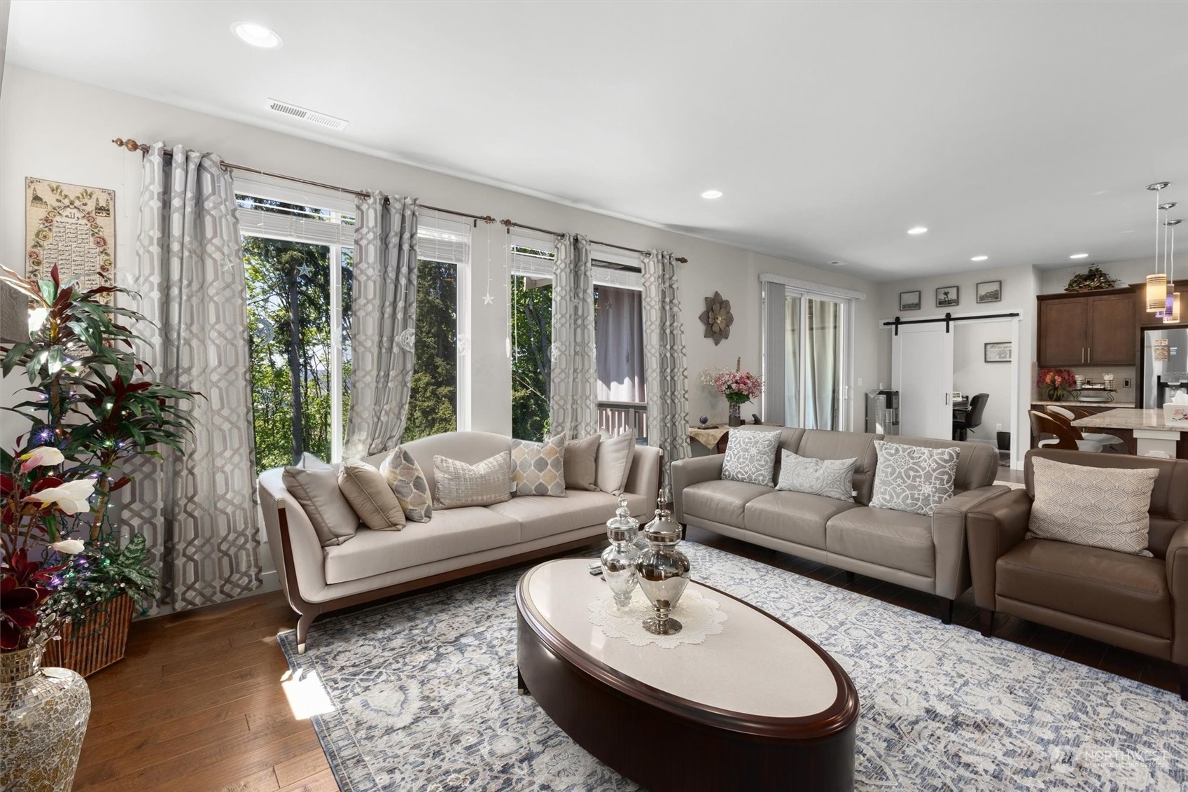 4765 Smithers Avenue S