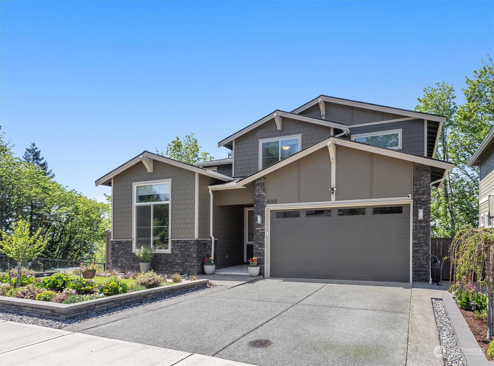 4765 Smithers Avenue S