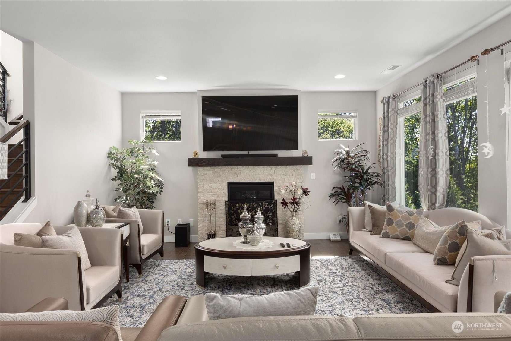 4765 Smithers Avenue S