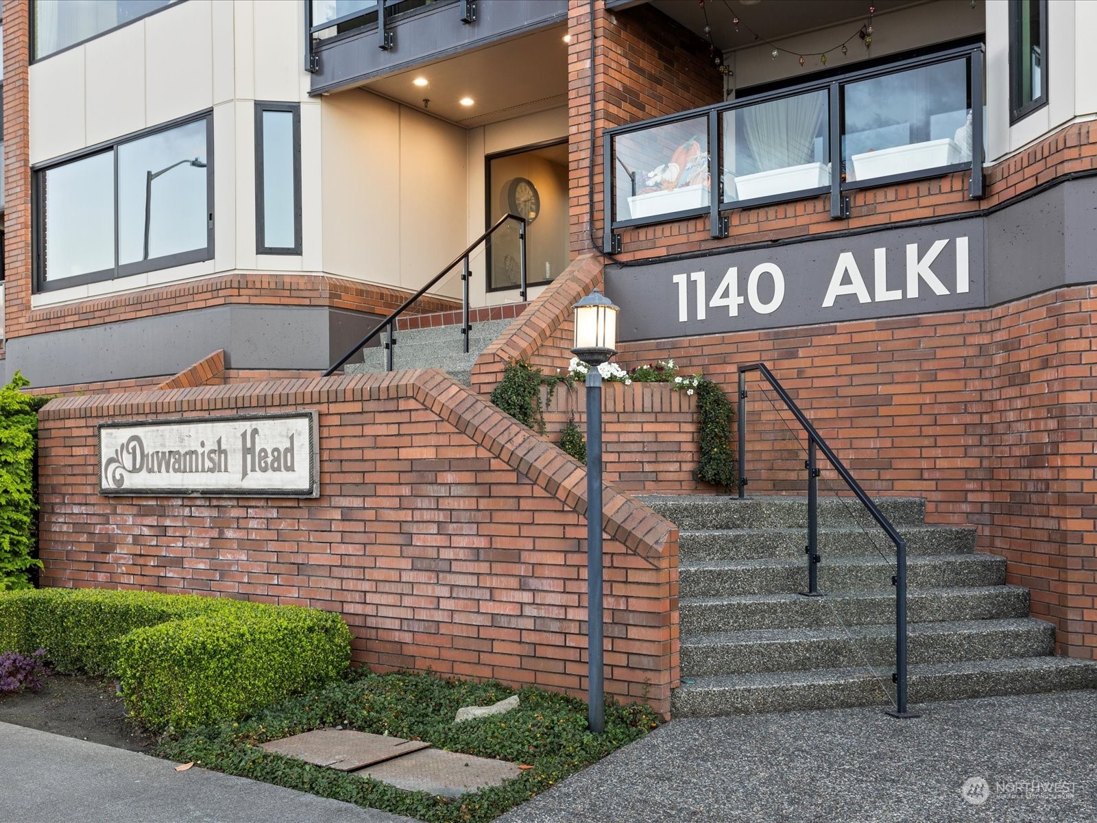 1140 Alki Avenue SW #404