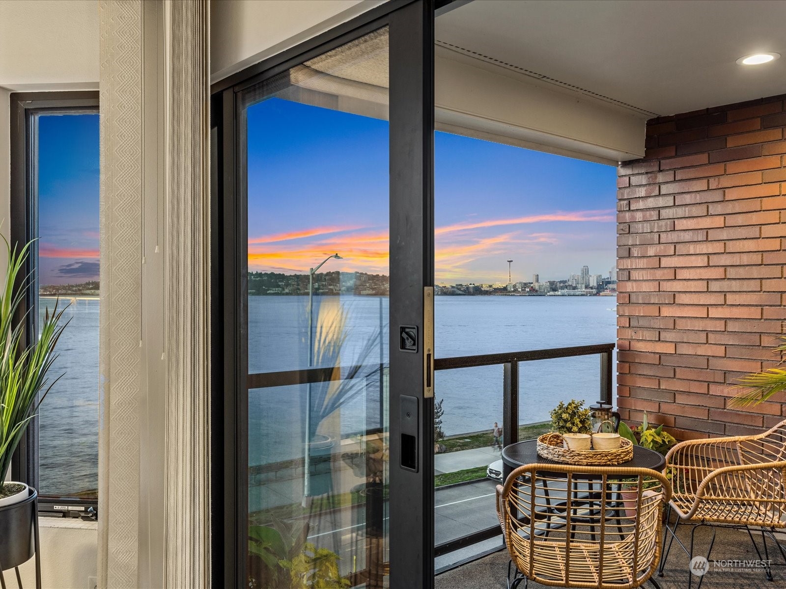 1140 Alki Avenue SW #404