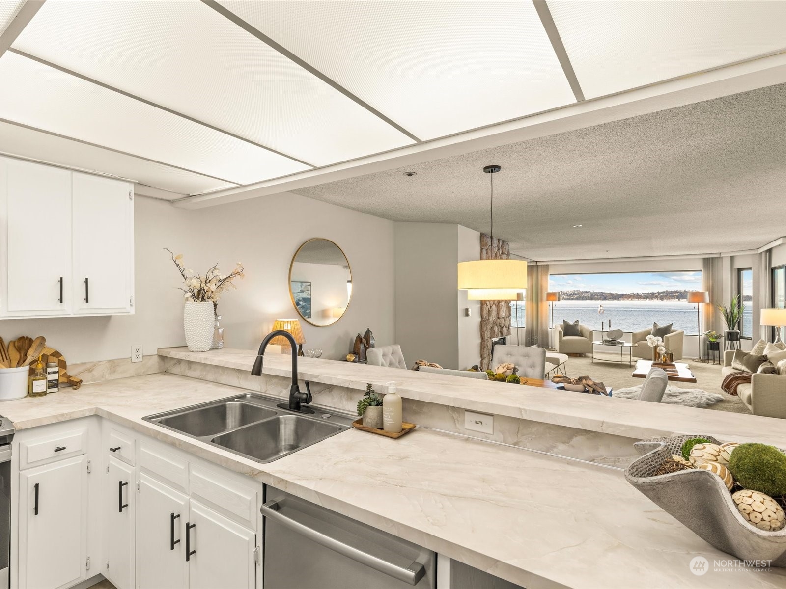 1140 Alki Avenue SW #404