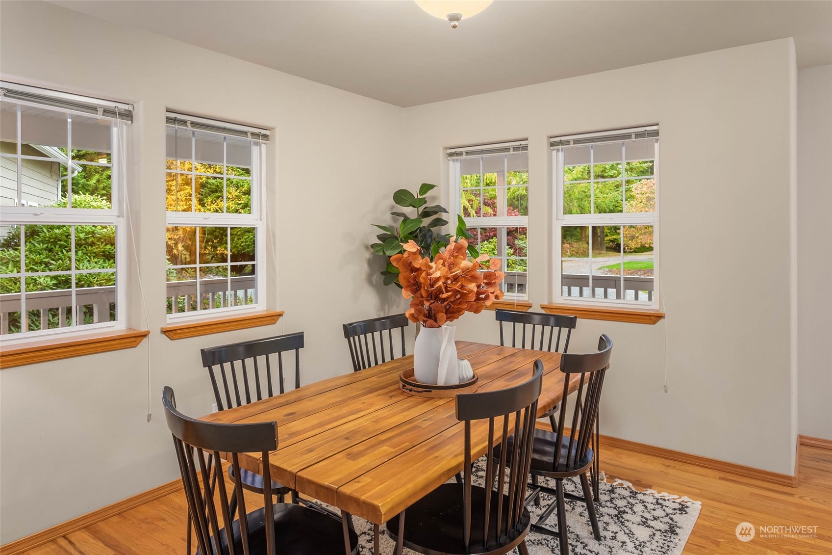 16932 89th Avenue NW