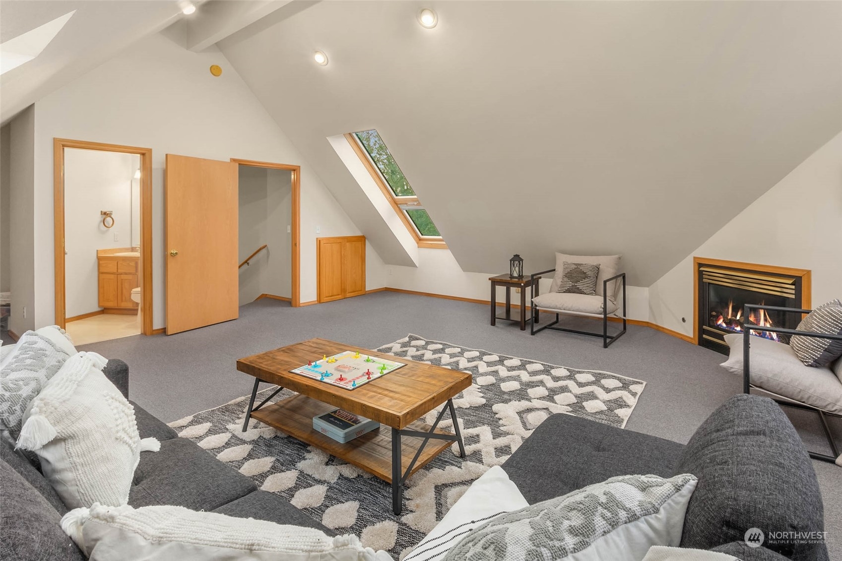 16932 89th Avenue NW