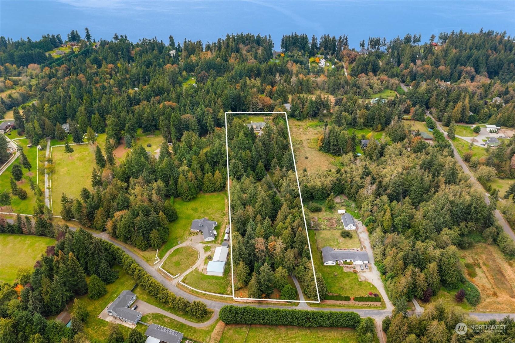 16932 89th Avenue NW