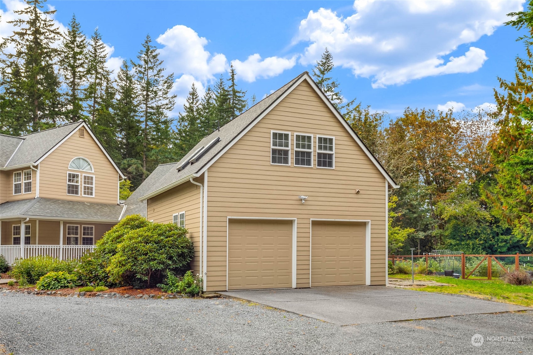 16932 89th Avenue NW