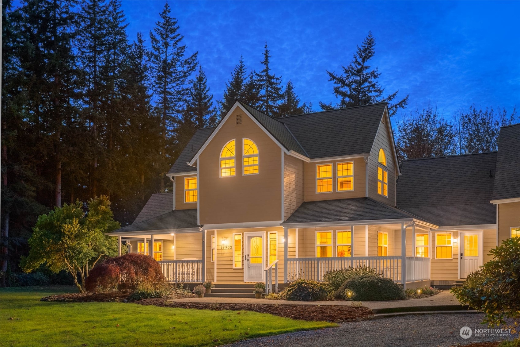 16932 89th Avenue NW