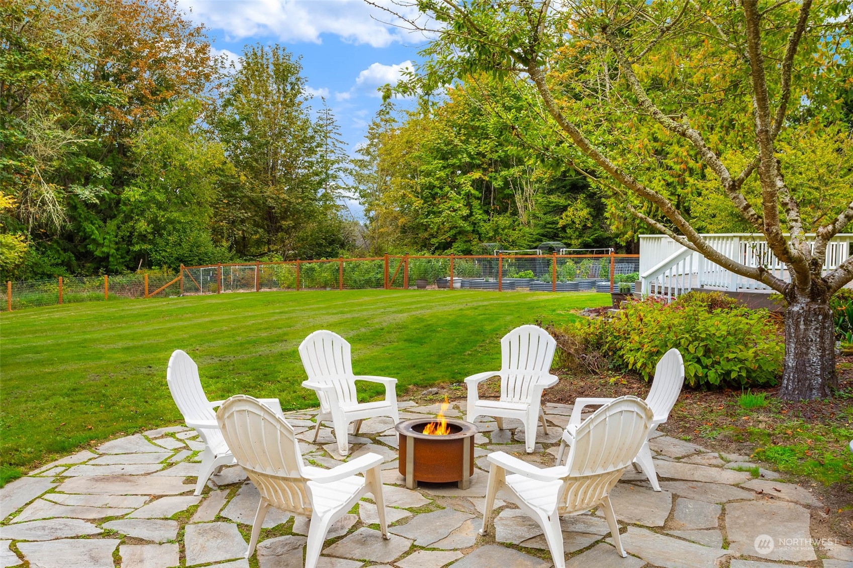 16932 89th Avenue NW