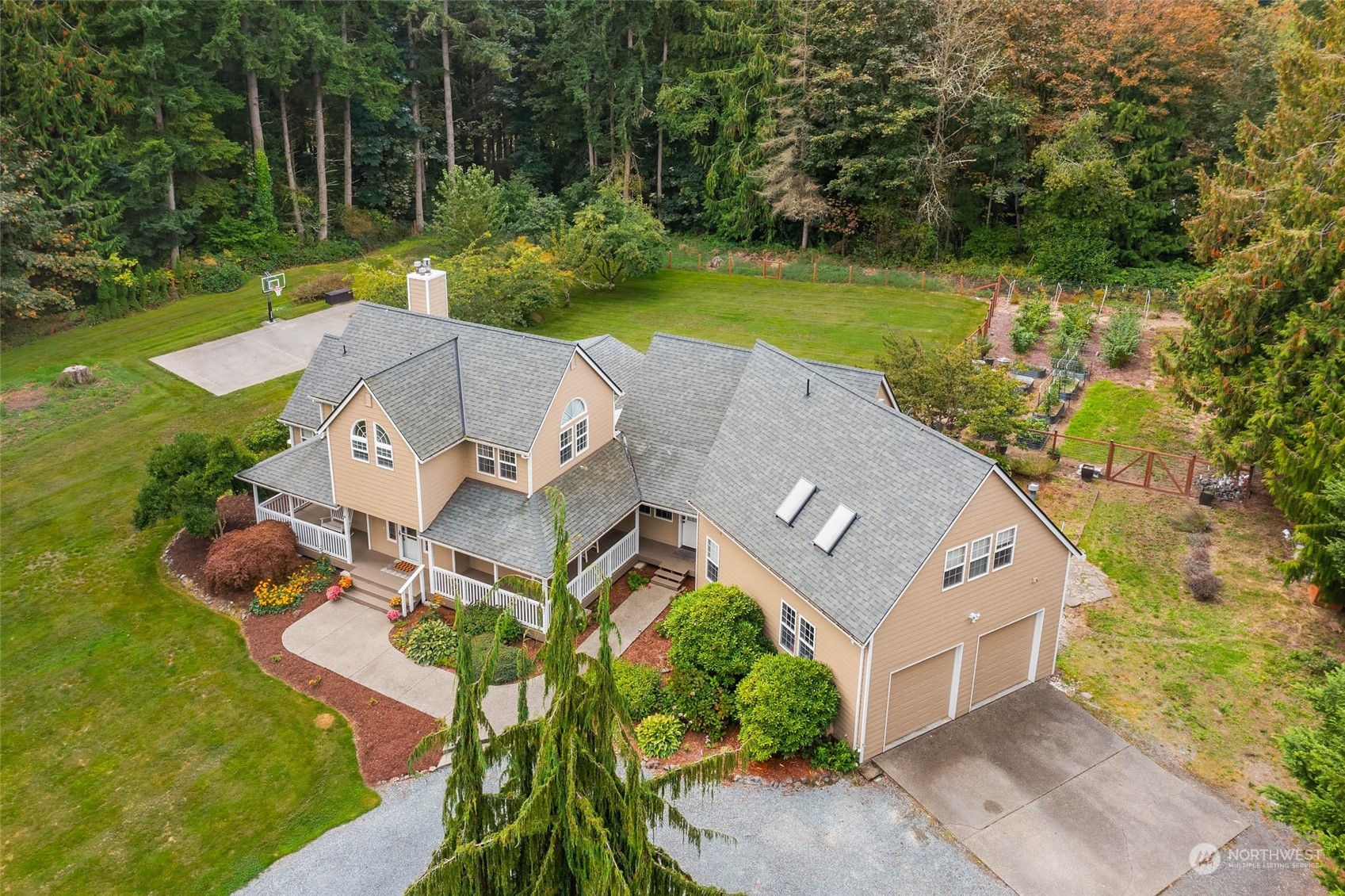 16932 89th Avenue NW