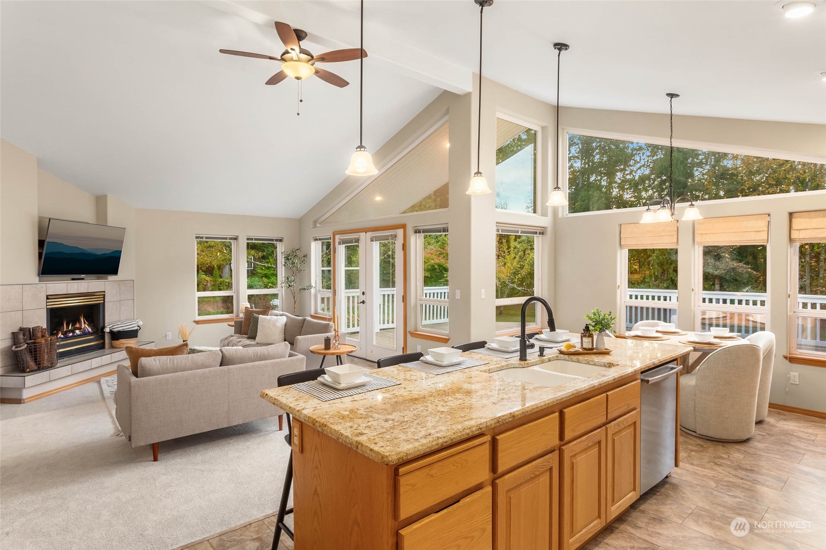 16932 89th Avenue NW