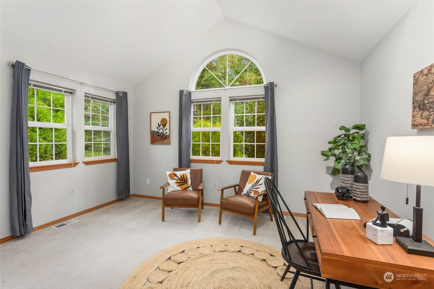 16932 89th Avenue NW